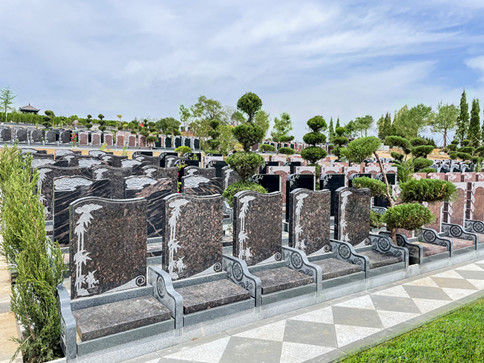 1681106425156119.jpg 抚顺墓地